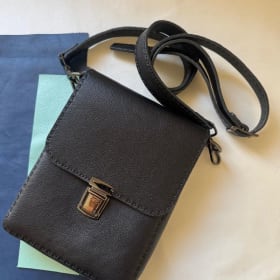Black "phone purse" item