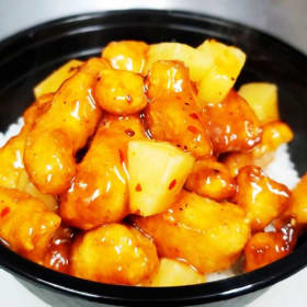 Bobablastic Chicken Bowl - Large item