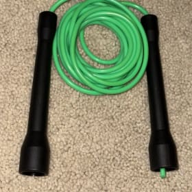 9ft plastic single rope (bright green) item