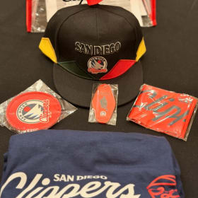 San Diego Clippers Tickets (4) & Fan Basket item