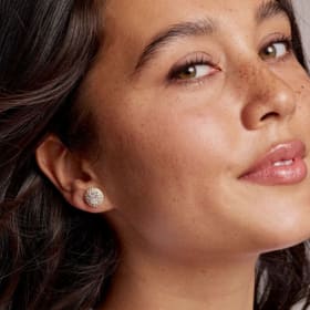 Kendra Scott "Bella" Necklace & Earrings Set item