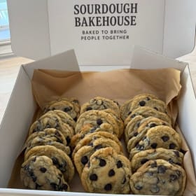 24 Sourdough Chocolate chip cookies item