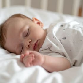 Un lit de bébé, un départ dans la vie item