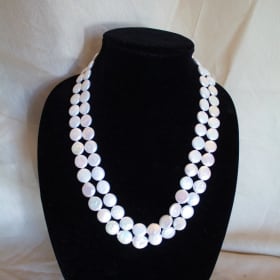 Pretty in Pearl item