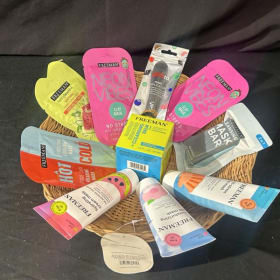 Lot #126 Freeman Facial item