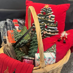 Oh Christmas Tree Basket item