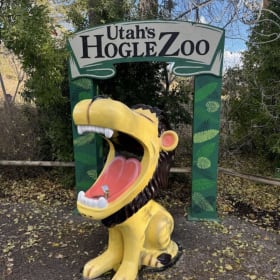 2)  Utah’s Hogel Zoo. ( 4 tickets) item
