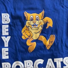 Youth Bobcat Crewneck Sweatshirt: YM item