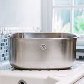 13. Elephant Box Stainless Steel Washing Up Bowl item