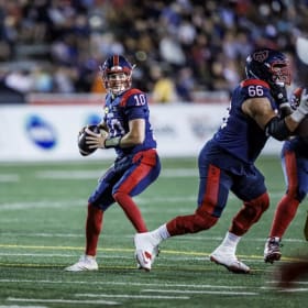 Alouettes de Montréal - 2 billets section argent item