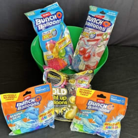 Lot #160 Splash & Sparkle Party Pack item