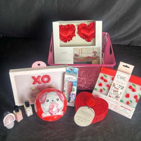 Lot #203 Sweetheart Surprises Set item
