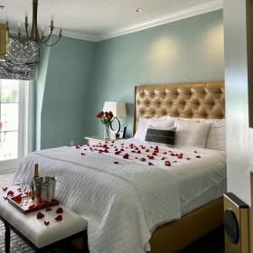 Item #2 - Hotel Walloon Stay item