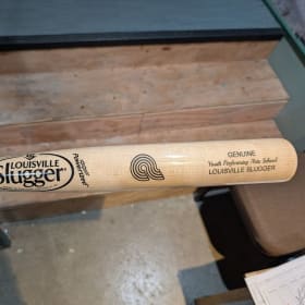 Louisville Slugger Museum Tickets (4) & YPAS Bat item