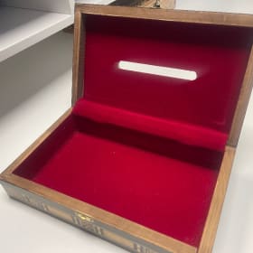 Mozaic Tissue Box item