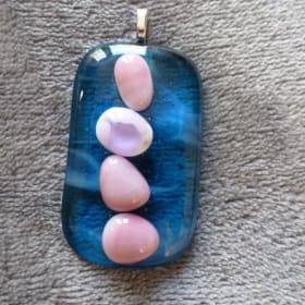 Pebbles item