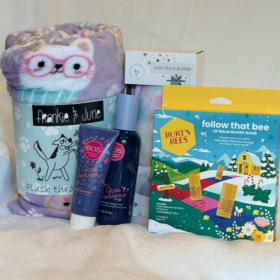 Girls Kitten Pampered Basket item