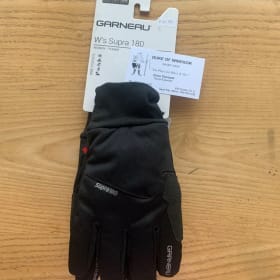 Louis Garneau ski gloves - women's size Small item