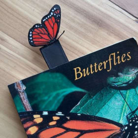 Monarch Bookmark item