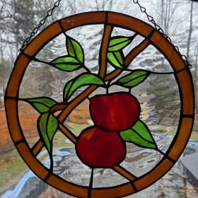 Vitrail avec pommes fait avec du verre opalescent item