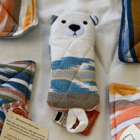 Set of 4 Bowl Cozies + Polar Bear Cast Iron Handle Holder item