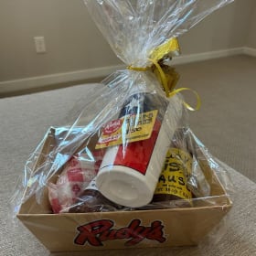 Rudy's BBQ gift basket item
