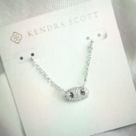 Kendra Scott necklace item