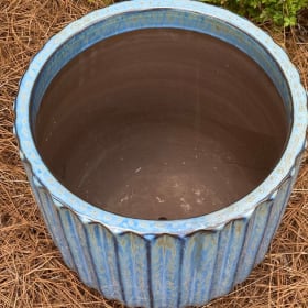 HG104 -Plant Container - Ceramic item