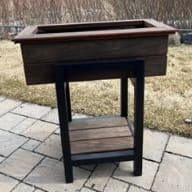 Jardinière surélevée en bois item
