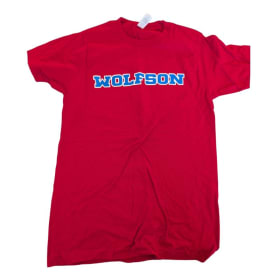 RED TSHIRT w/QUOTE item