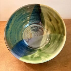Pottery bowl item