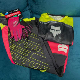 Youth Fox Racing Gear Set item