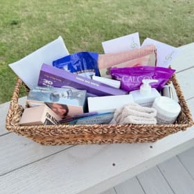 Medium spa wellness basket - Room 6 item