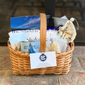 Hoskin’s Creek Home Oyster Theme Basket item