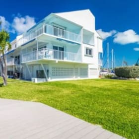 Ultimate Florida Keys Waterfront Escape - $2500 Value item