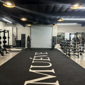 Mueve Studio Personal Training Session item