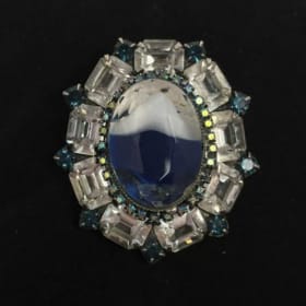 Vintage Brooch item