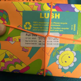 A-MAY-Zing Lush Spoil Set item