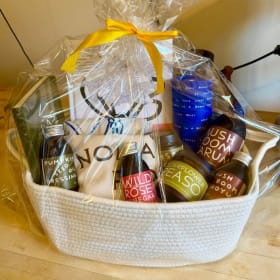 NOMA Gift Basket item