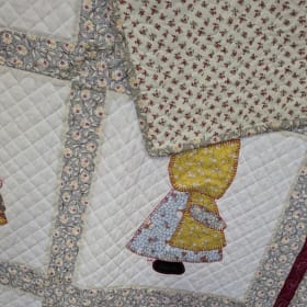 Item 315 Sunbonnet Sue item