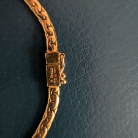 16.5" 18 Karat Italian Gold Necklace item