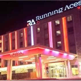 Running Aces Stay and Play Package item