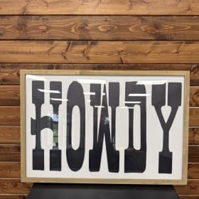 Howdy Sign item