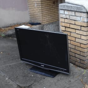 Photo of TV  (under 60")