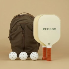 Pickleball Starter Kit: Paddle & Play (31) item