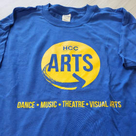 Arts T-Shirt item