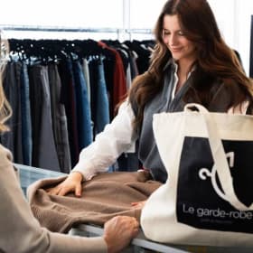 Boutique LE GARDE ROBE - Abonnement annuel item