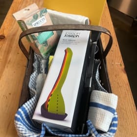 Gift Basket 1-Kitchen item