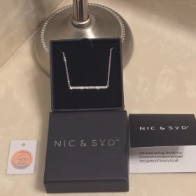 Nic & Syd Necklace item