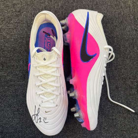 Brand new football boots signed by Jana Fernández item